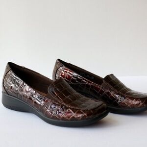 Clarks Gael Angora Brown Crocodile Pattern Loafers In Size 6.5 Brand New